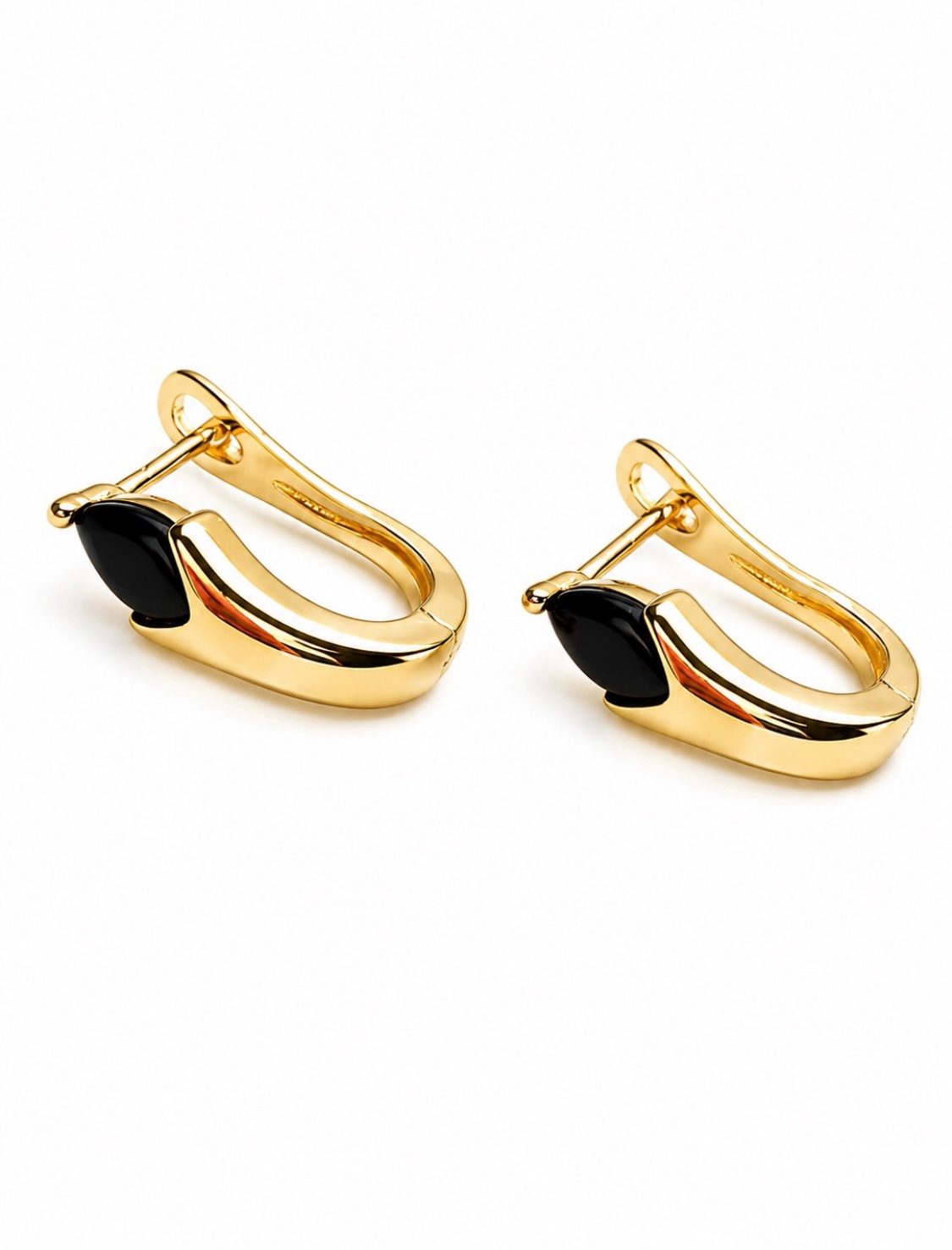 Aretes Noir